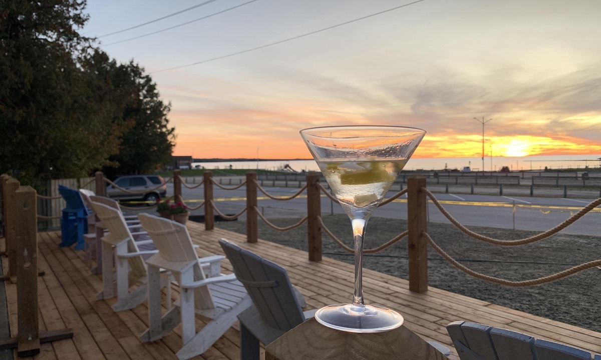 Side Paradise Inn Port Elgin Beach | Port Elgin