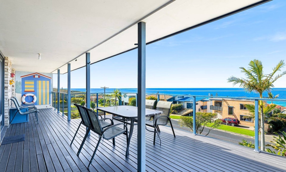 Hillside Cres Beach | Kianga