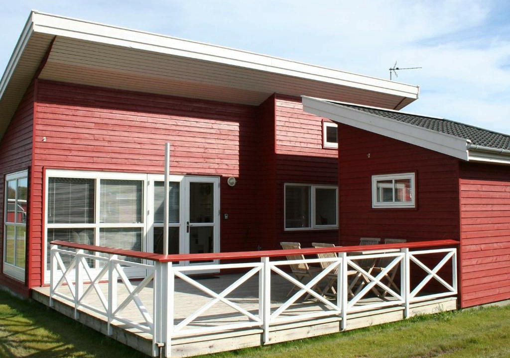 Holiday Rø Skolevej | Gudhjem