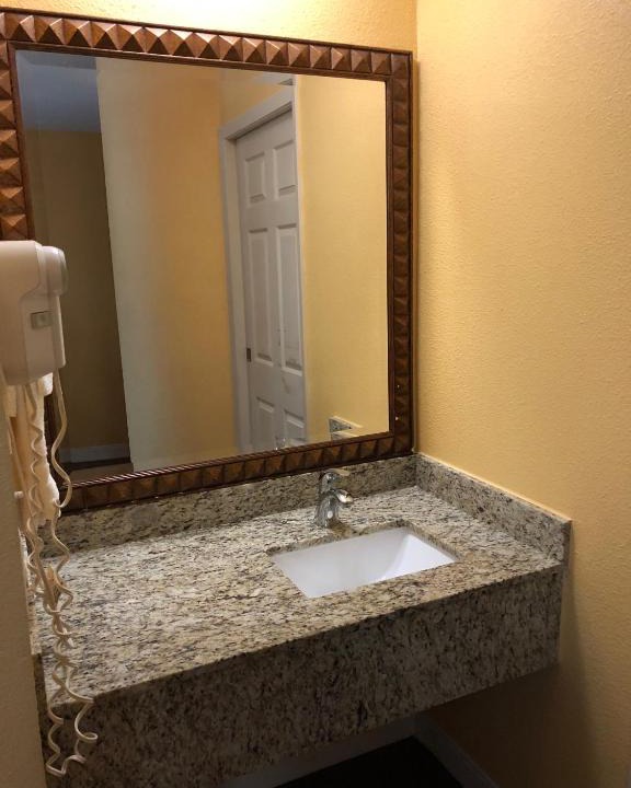Americas Value Inn Addison | Addison