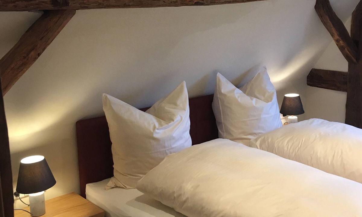 Schlafzimmer Für Personen | Moessingen