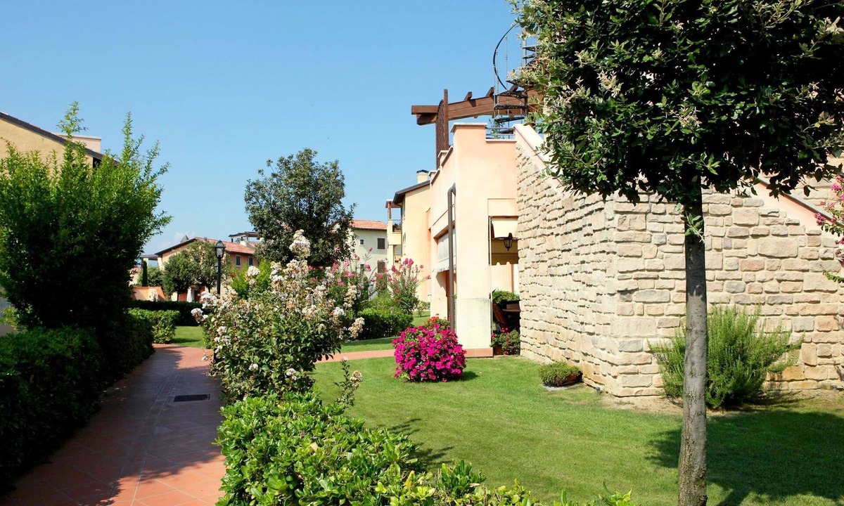 Garda Resort Sup Peschiera Del | San Benedetto di Lugana