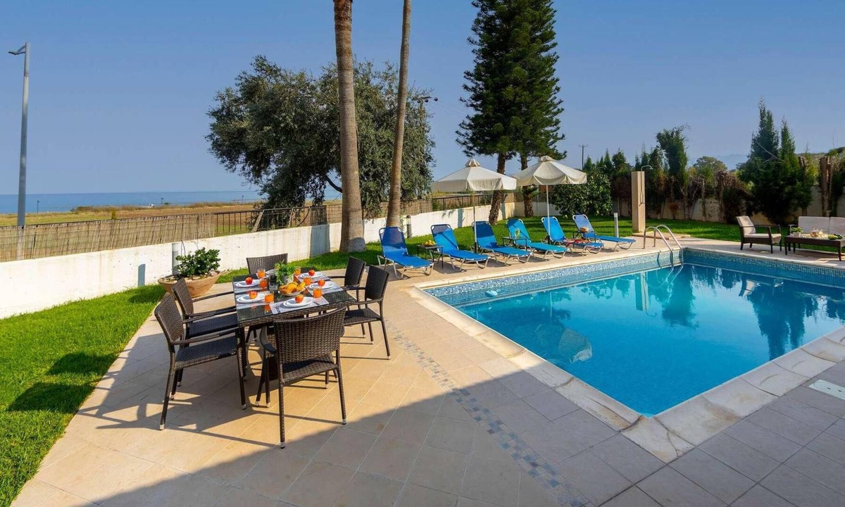 Villa Fostira | Latchi