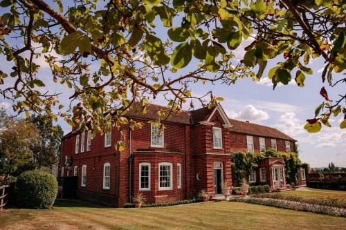 Downham Hall | Ramsden Heath