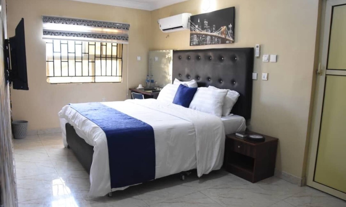 Hotel | Epetu