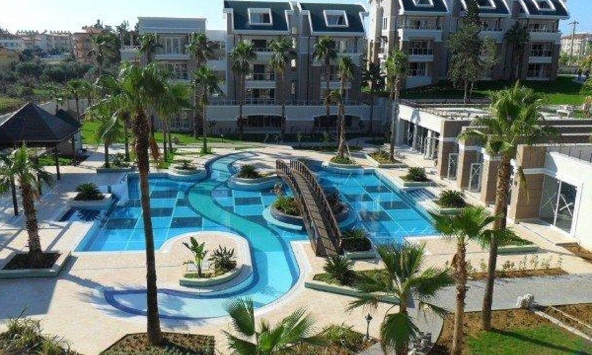 Ground | Kemer Mahallesi