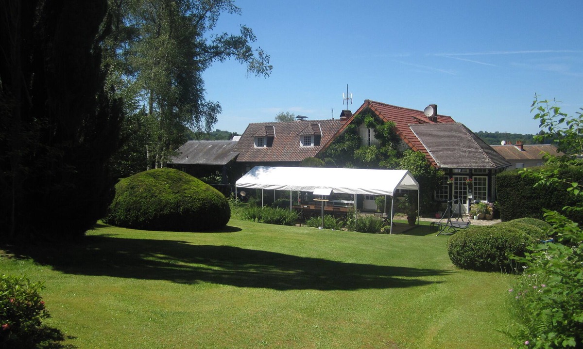 Breakfast Limoges | Chateauneuf-la-Foret