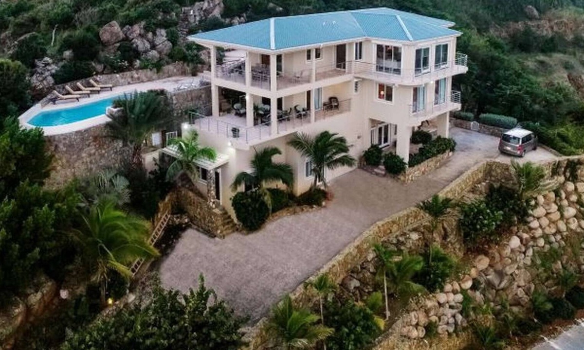 Bougainvillea | Dawn Beach Estates
