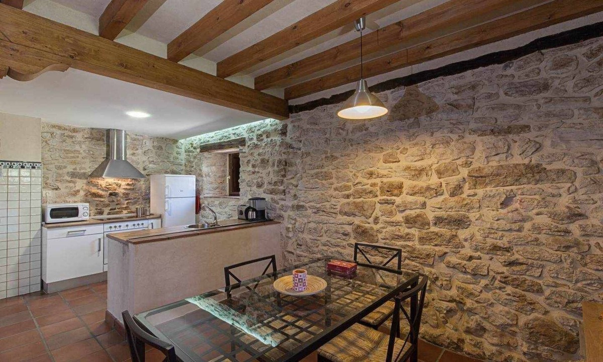 Casa Mave People | Villallano