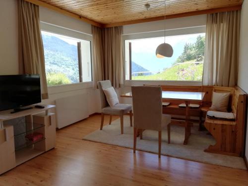 Chalet | Inden