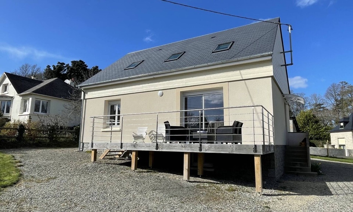 Villa Carolles Persons | Carolles