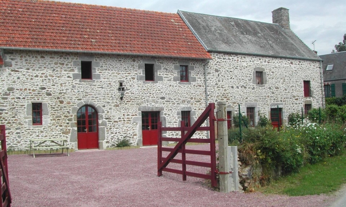 Persons | Heugueville-sur-Sienne