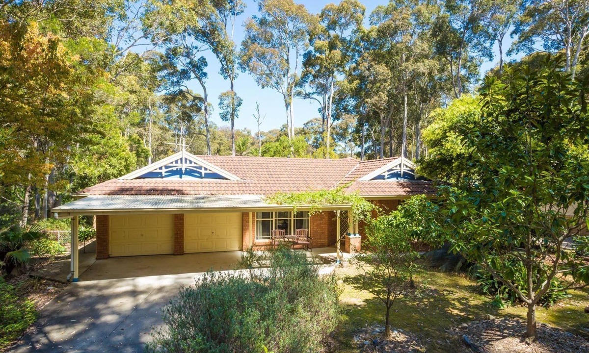 Cherrybush Mystery Bay | Mystery Bay