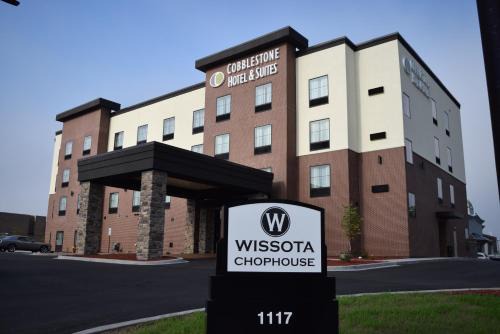 Cobblestone Hotel Suites Stevens Point | Stevens Point