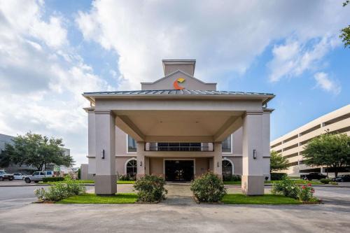 Comfort Suites Houston West At Clay Road | Barker