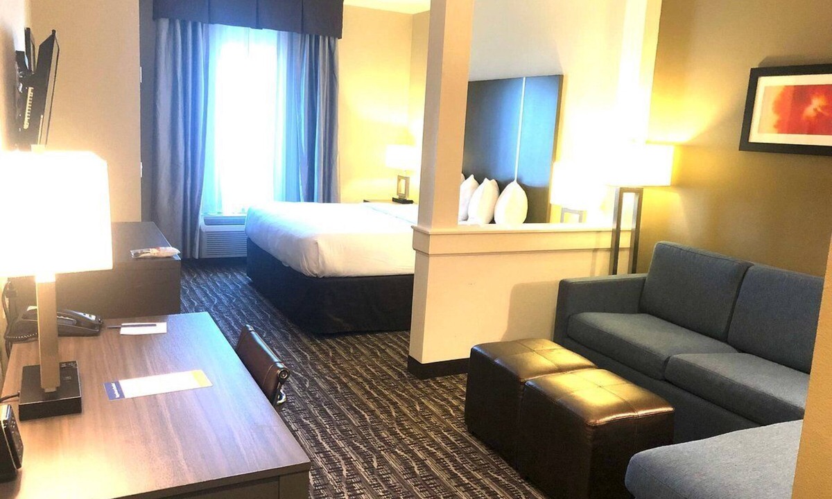 Comfort Suites North West Houston At Beltway | Barker