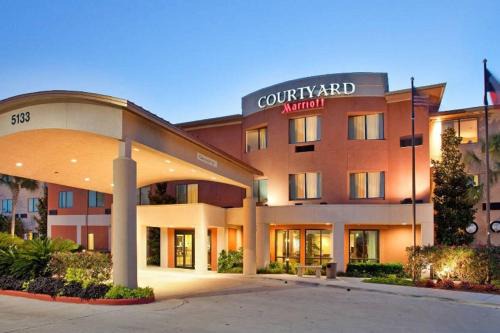 Courtyard | South Side