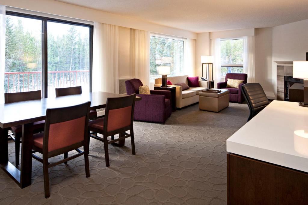 Crosswaters Resort At Kananaskis | Kananaskis
