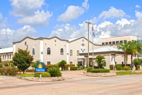 Days Inn | Webster