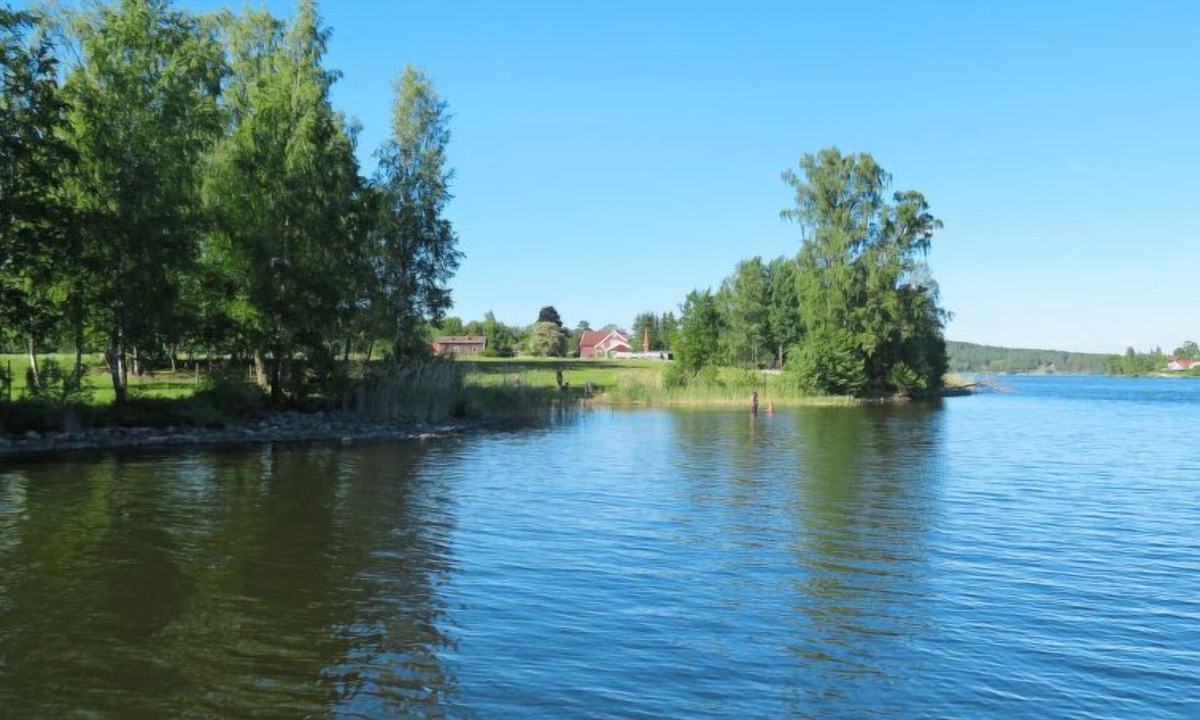Fågelkärr Sjöstugan | Granna