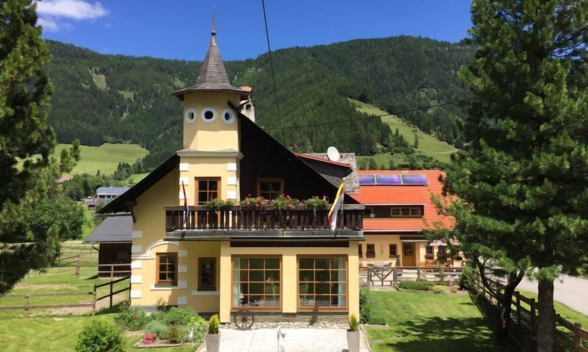 Gurkhof | Gnesau