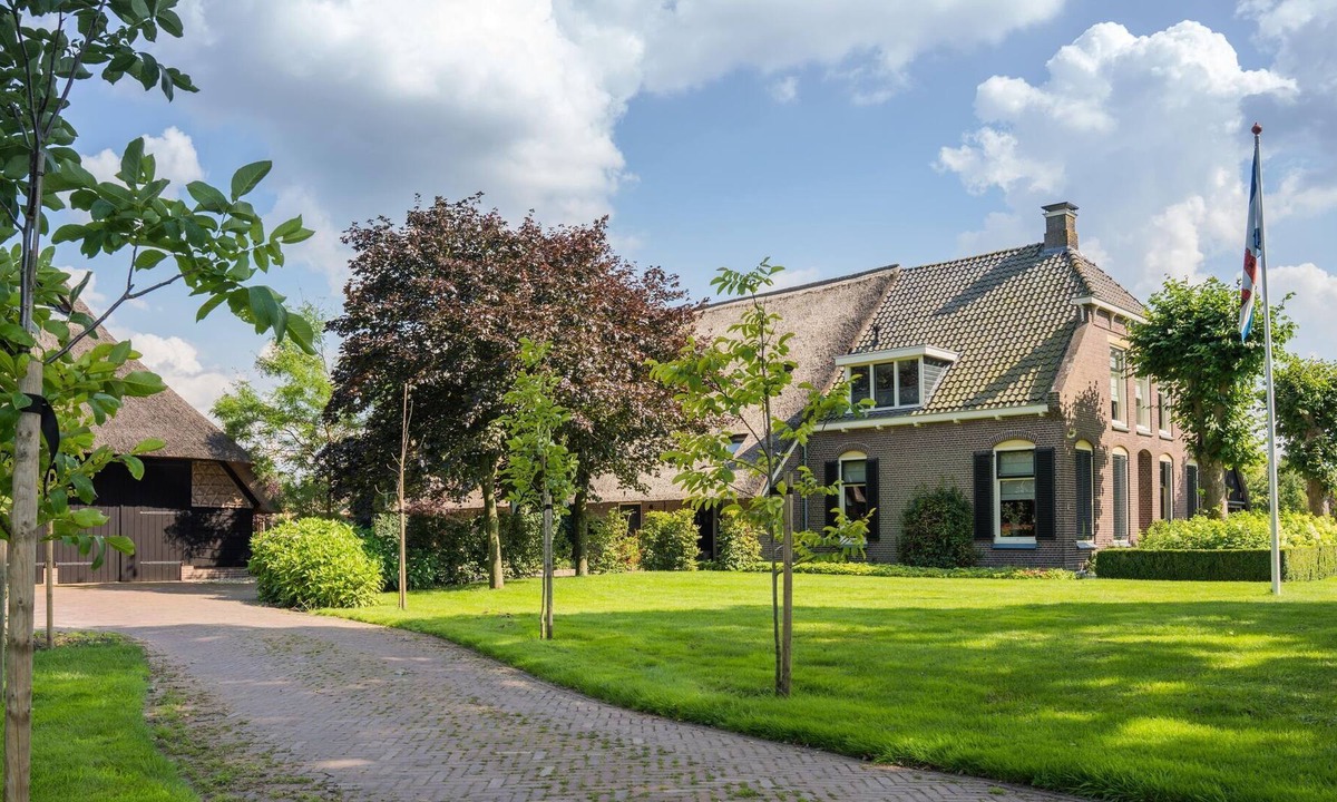 Grandeur Farmhouse Dwingeloo At National Park | Dwingeloo