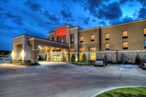 Hampton Inn Suites Ada | Ada