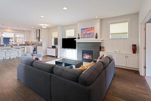 Hillside Haven | Awbrey Butte