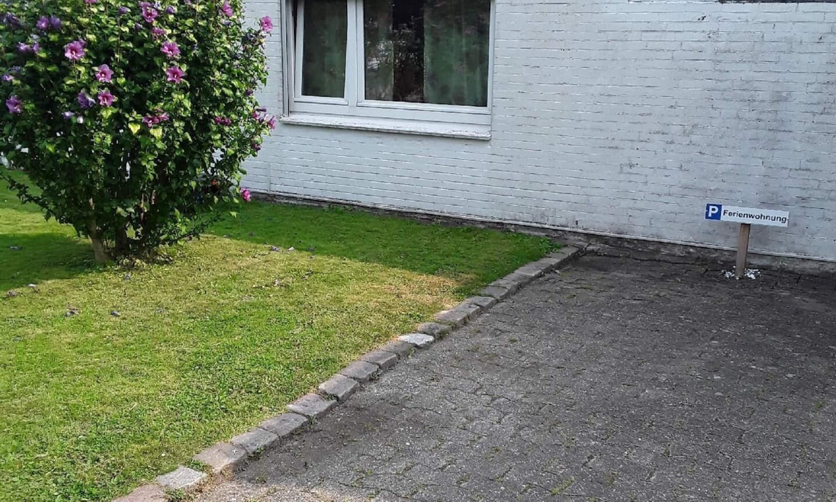 Holiday Wilhelmshaven Persons Bedrooms | Altengroden