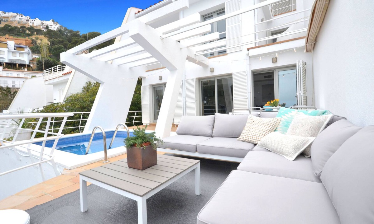 Holiday Rental Swimming Begur Sa Tuna | Aiguablava
