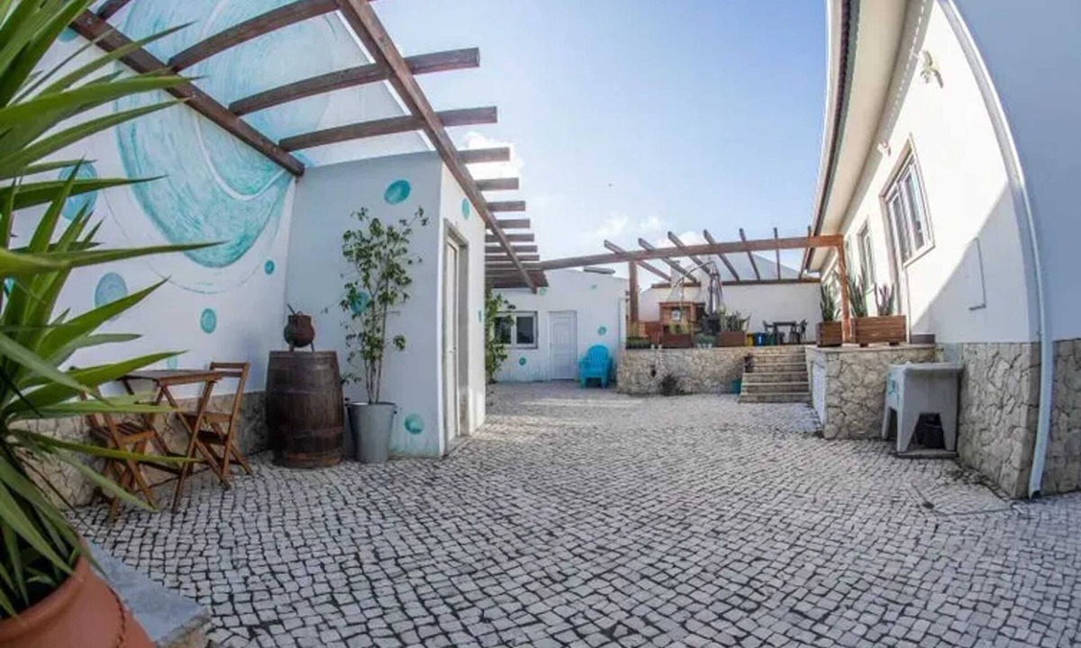Maison Chambres Piscine Partagée Jardin Clos Et À Atalaia Km La Plage | Atalaia