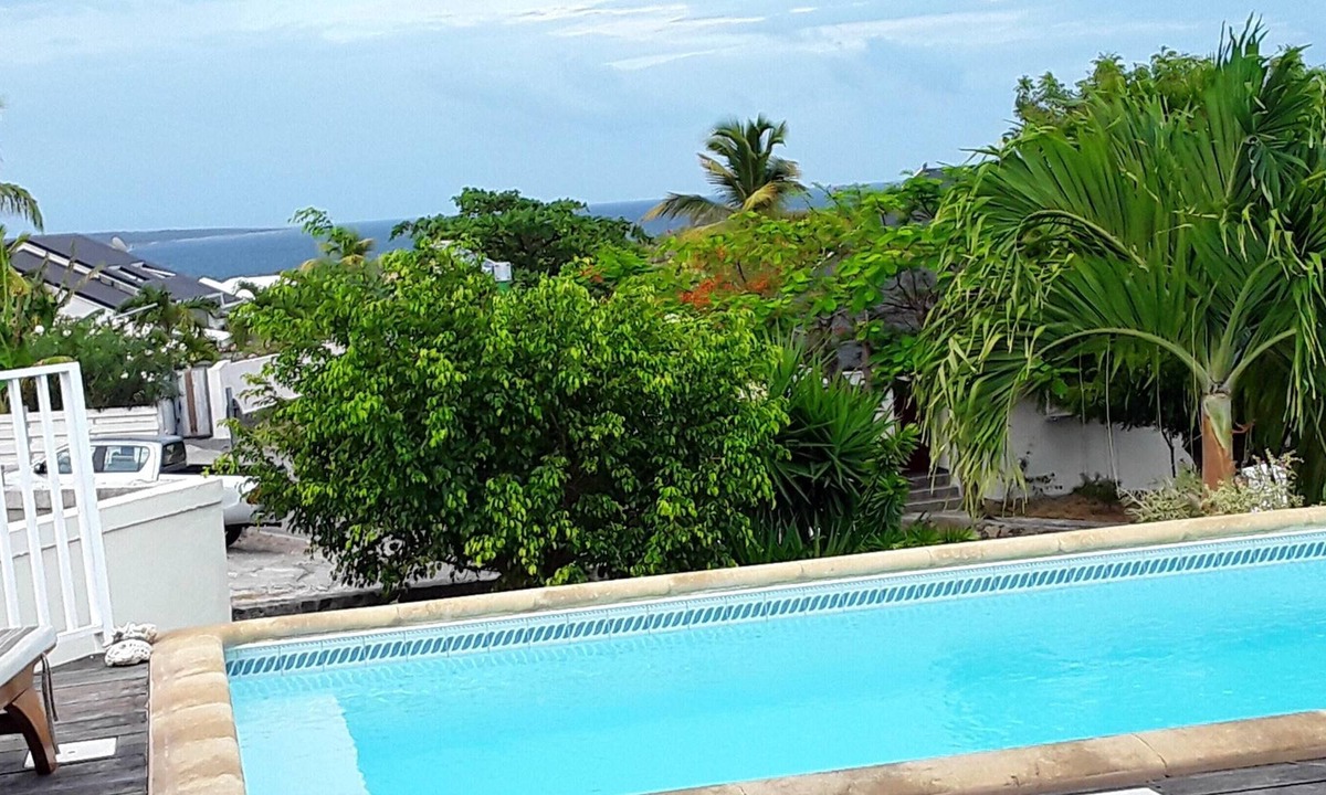 Villa Chambres Avec Vue Sur La Mer Piscine Privée Et Jardin Clos À Saint Martin | Orient Bay