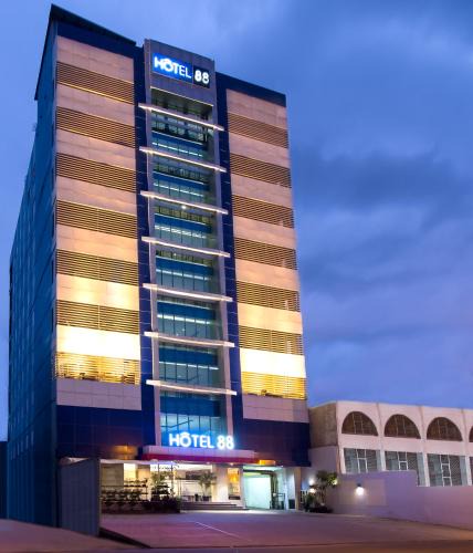 Hotel Pulomas | Old Jakarta
