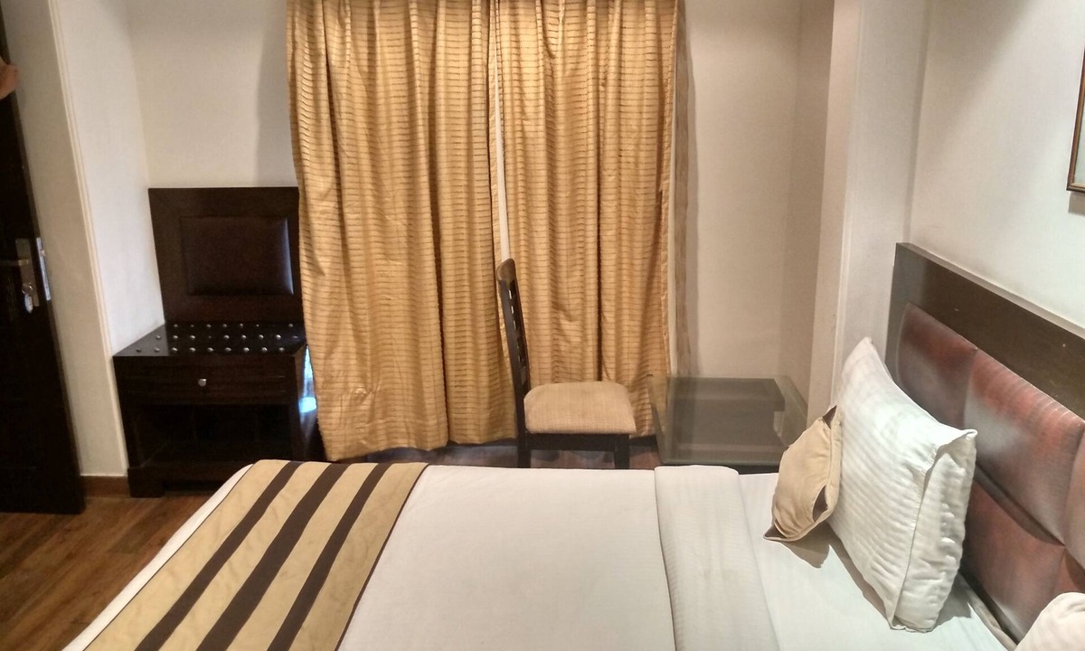 Hotel Aaron Castle | Safdarjung Enclave