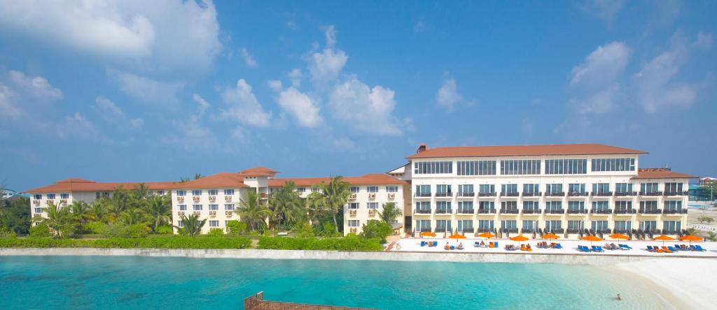 Hulhule Island Hotel | Hulhule