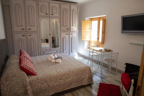 La Maison | Avola