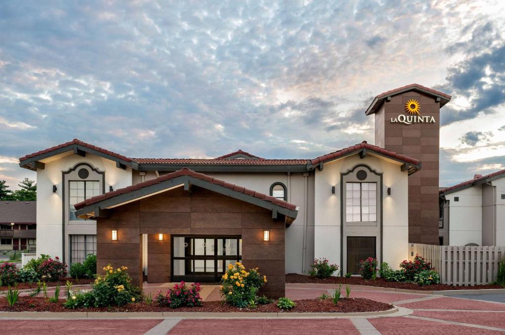 La Quinta Inn | Reynoldsburg