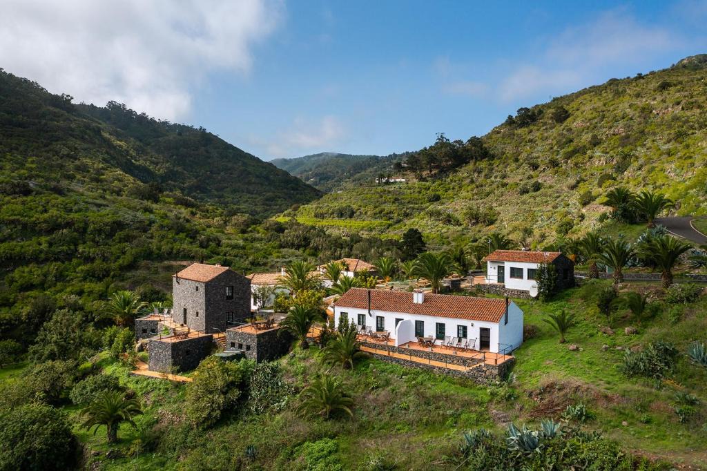 Las Casas Del Chorro People | Agulo
