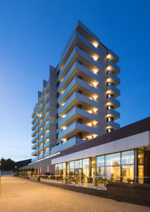 Grand Hotel Polyana Villas | Nebug