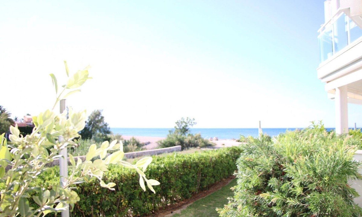 Elegance Denia | Les Deveses