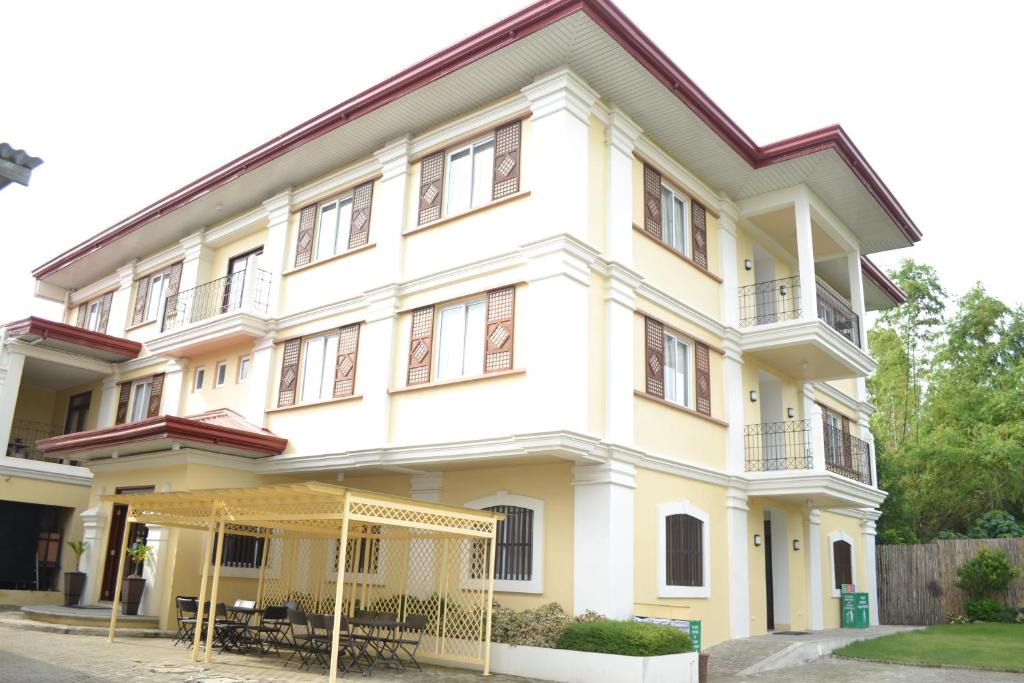 Metro Vigan Inn | San Vicente