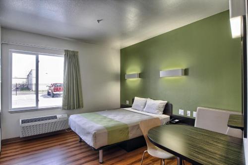 Motel | Weslaco