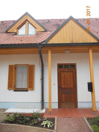Nagelj | Moravske Toplice