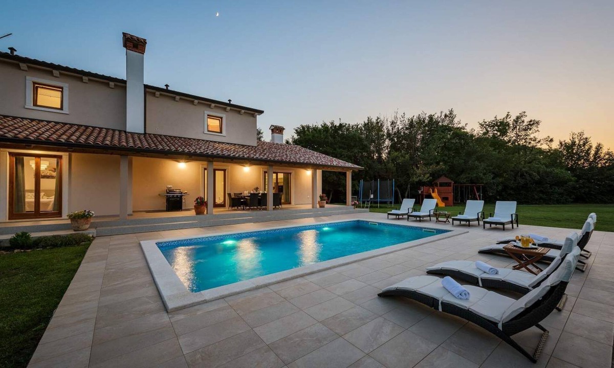 Villa Flora | Krsan