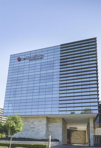 Santiago Moneda Suites | Vitacura