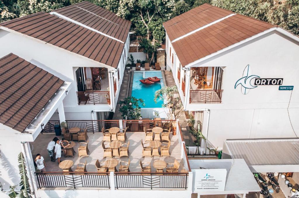 Norton Homestay | Mangsit