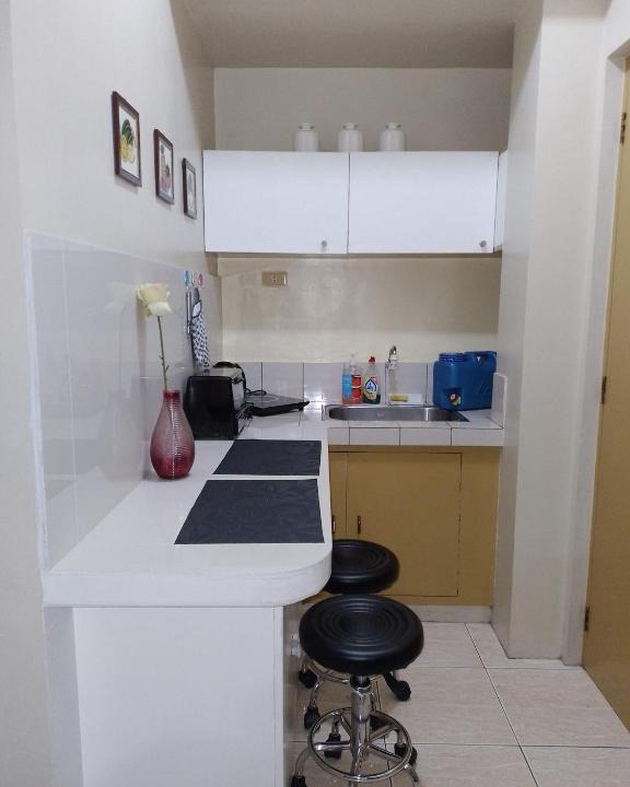 Budget Rent Valley Mansions | Taytay
