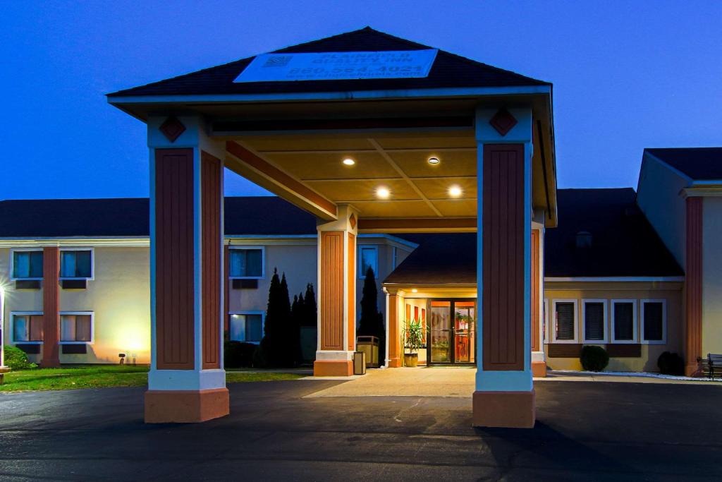 Quality Inn Plainfield | Plainfield