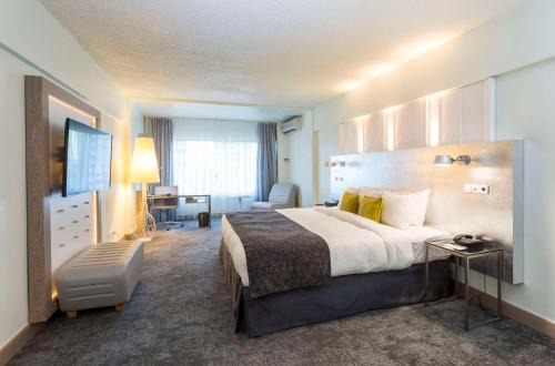 Radisson Hotel Trinidad | Downtown