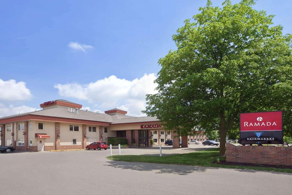 Ramada | Saginaw